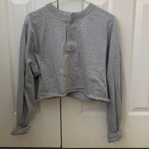 Brandy Melville cropped long sleeve top